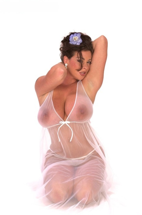 Solo girl Linsey Dawn McKenzie models enticingly in revealing lingerie 42385460