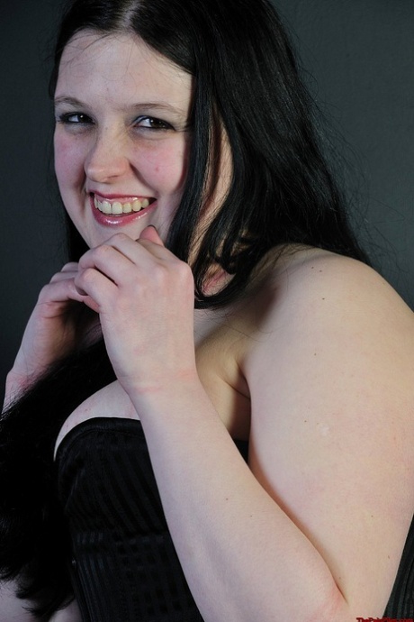 Amateur BBW has her hands tied above her head while riding a Sybian 80755750