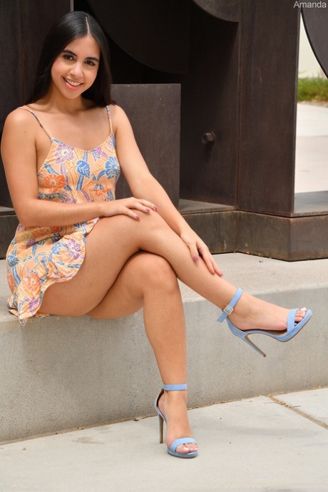 Beautiful brunette Amanda makes her nude debut in the public realm 83789941