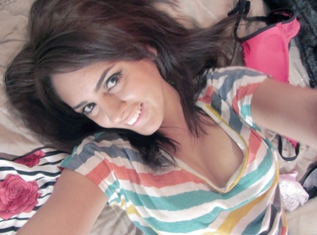 Horny amateur brunette babe Bella Luciano showing her petite ass 10293073