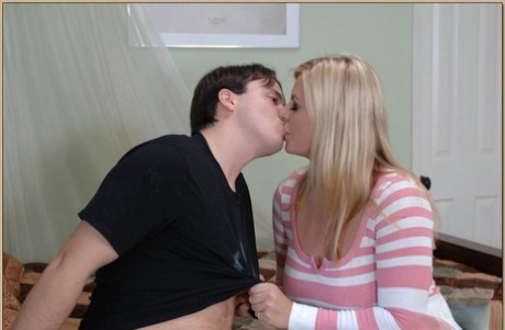 Blond MILF with puffy boobs Kala Prettyman fucked like a dirty whore 84924003